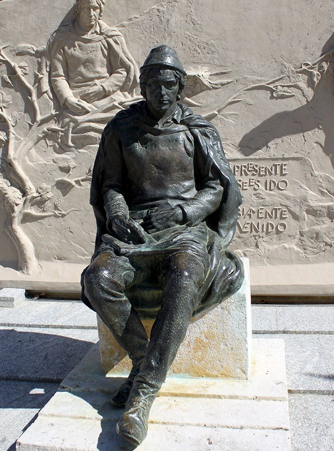 Monumento a Jorge Manrique